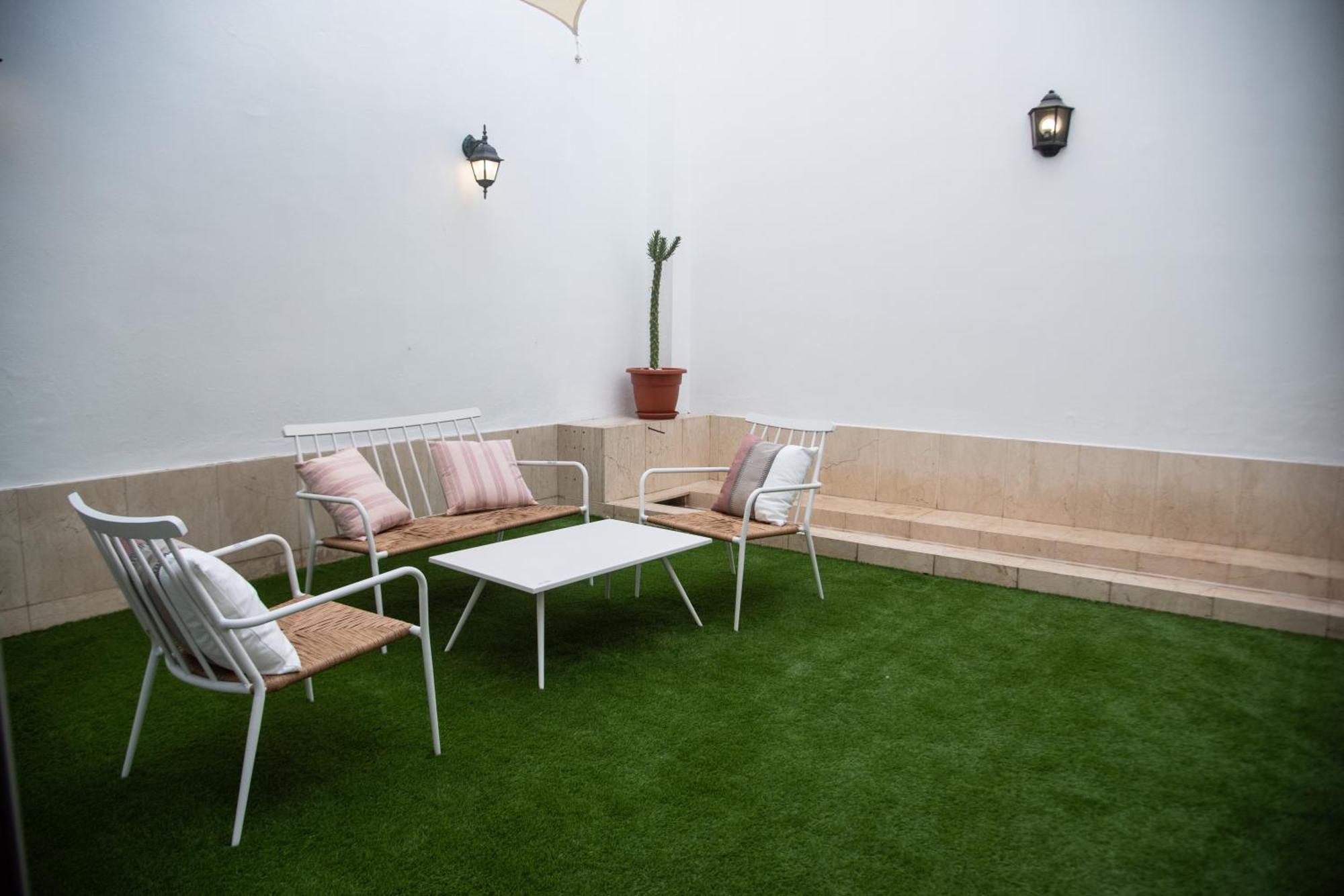 Tentudia Charming Apartments With Private Roof-Top Or Patio In San Bernardo By Ocityzen Sewilla Zewnętrze zdjęcie