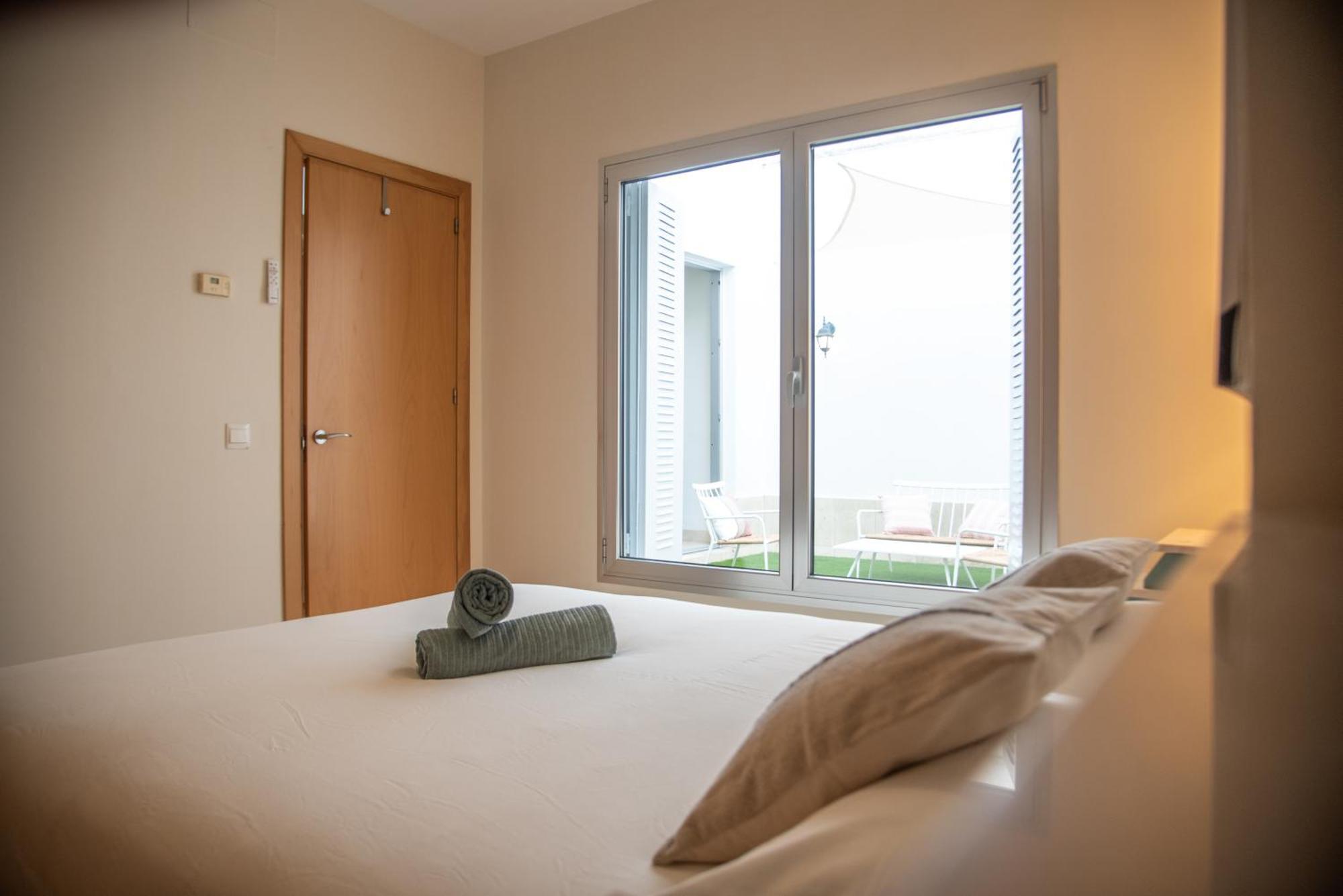 Tentudia Charming Apartments With Private Roof-Top Or Patio In San Bernardo By Ocityzen Sewilla Zewnętrze zdjęcie