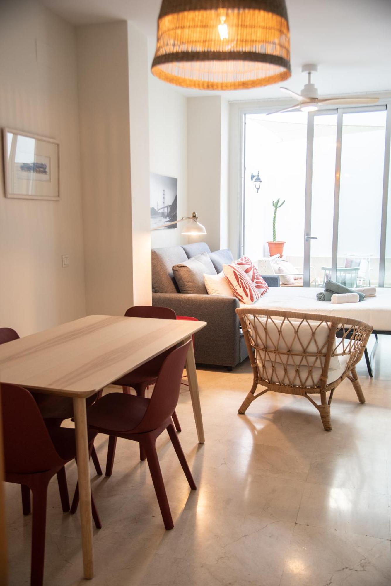 Tentudia Charming Apartments With Private Roof-Top Or Patio In San Bernardo By Ocityzen Sewilla Zewnętrze zdjęcie
