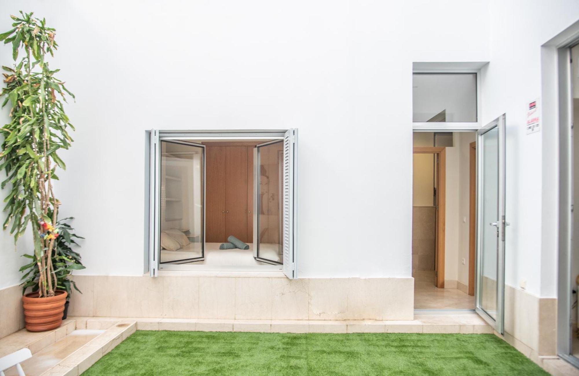 Tentudia Charming Apartments With Private Roof-Top Or Patio In San Bernardo By Ocityzen Sewilla Zewnętrze zdjęcie