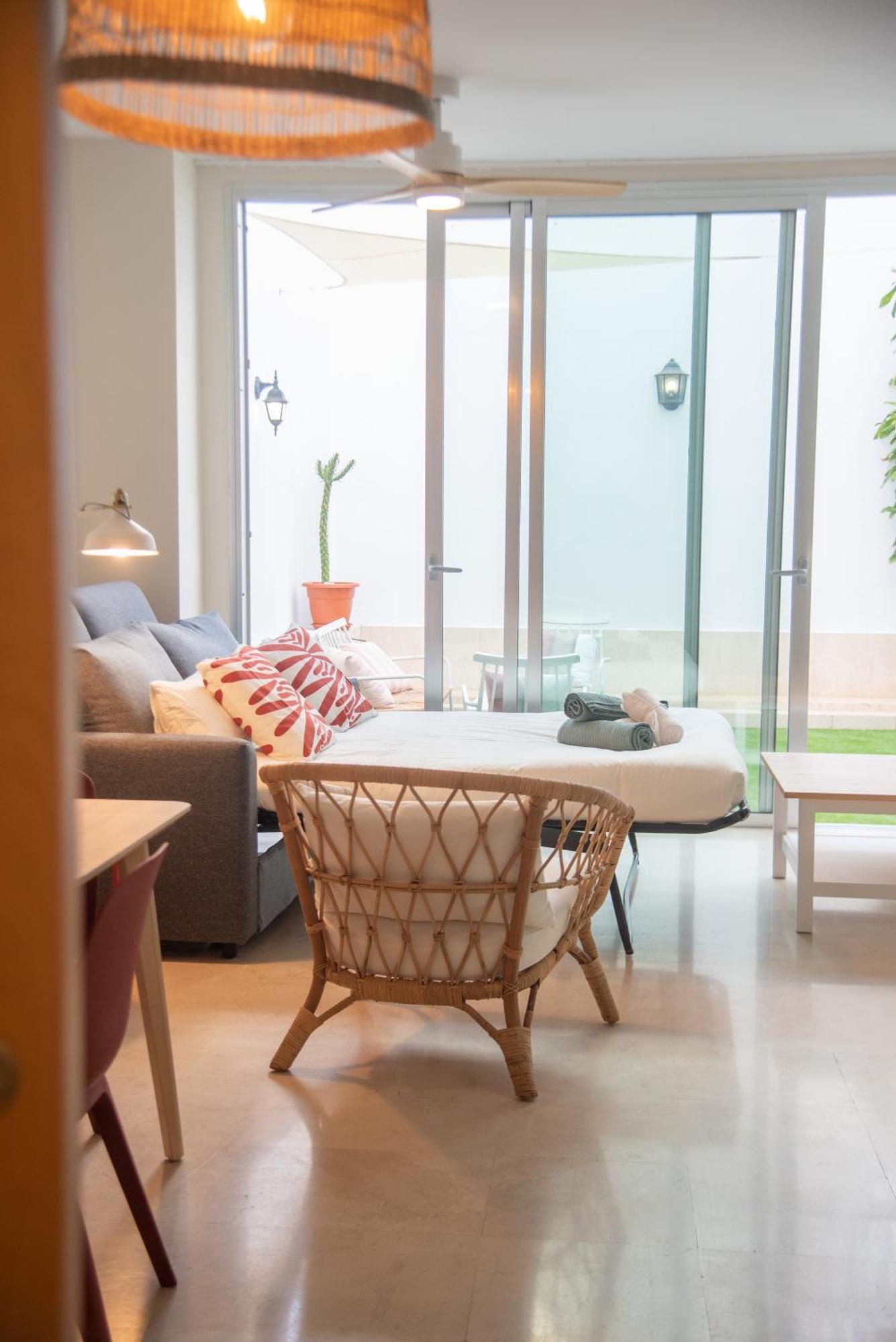 Tentudia Charming Apartments With Private Roof-Top Or Patio In San Bernardo By Ocityzen Sewilla Zewnętrze zdjęcie